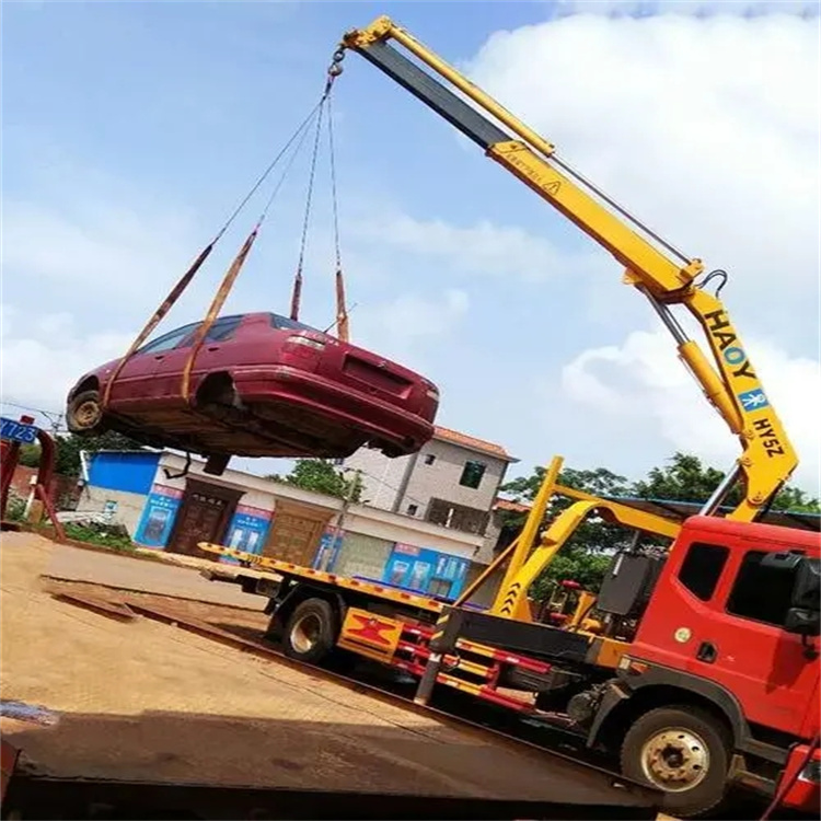 英州镇吊车救援小汽车怎么吊